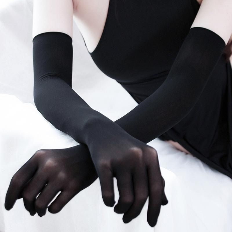Aira Gloves